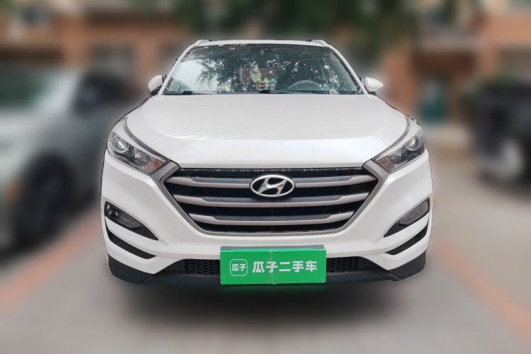Used Hyundai Tucson 2015 1.6T Dual-Clutch Two-Wheel-Drive Smart Model Front
