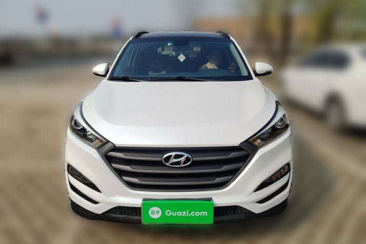 Used Hyundai Tucson 2015 1.6T Dual-Clutch Two-Wheel-Drive Smart Model Front