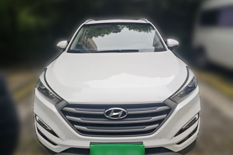 Used Hyundai Tucson 2015 1.6T Dual-Clutch Two-Wheel-Drive Smart Model Front