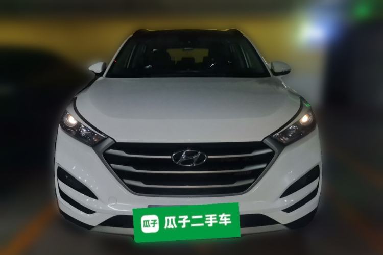 Used Hyundai Tucson 2015 1.6T Dual-Clutch Two-Wheel-Drive Smart Model Front