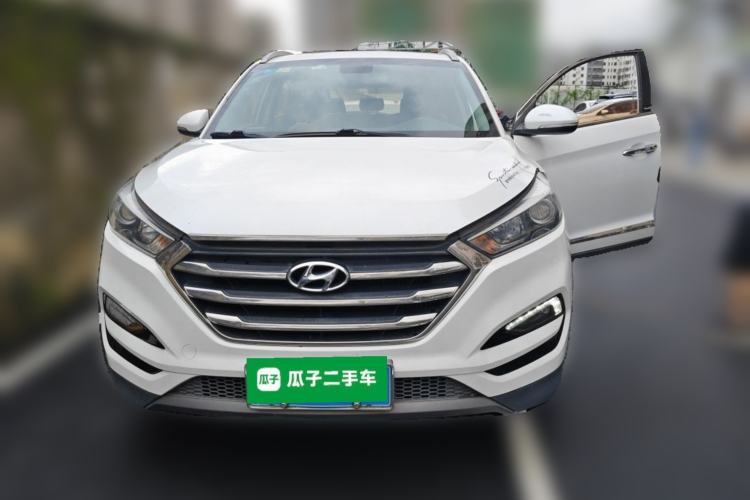 Used Hyundai Tucson 2015 1.6T Dual-Clutch Two-Wheel-Drive Smart Model Front