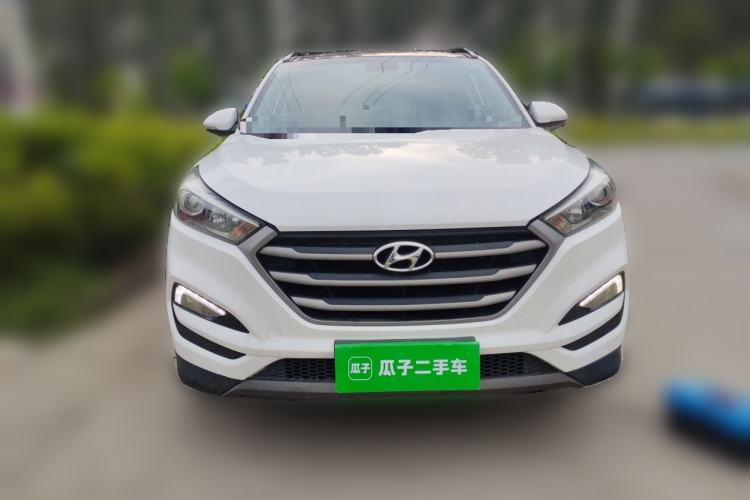 Used Hyundai Tucson 2015 1.6T Dual-Clutch Two-Wheel-Drive Smart Model Front