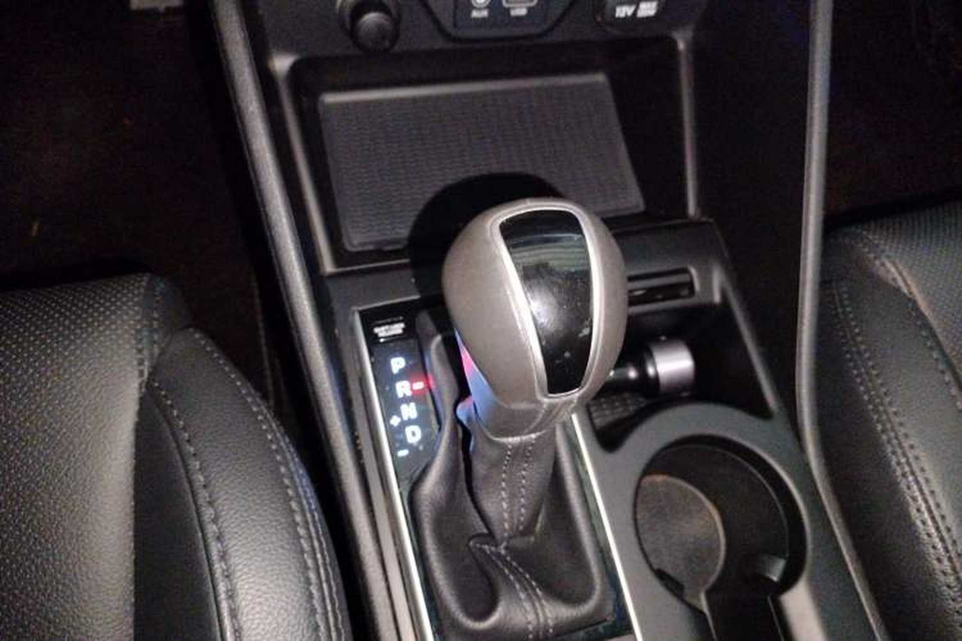 Used Hyundai Tucson 2015 1.6T Dual-Clutch All-Wheel-Drive Premium Model Gear Lever