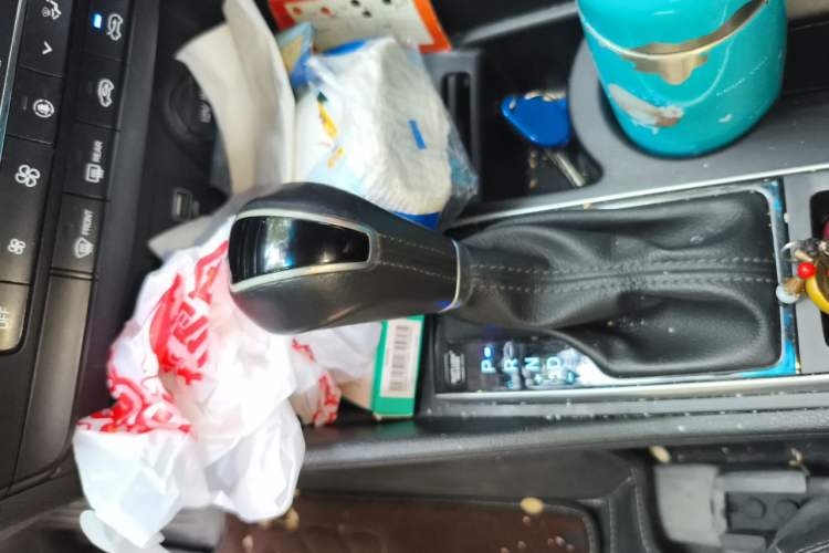 Used Hyundai Tucson 2015 1.6T Dual-Clutch Two-Wheel-Drive Smart Model Gear Lever