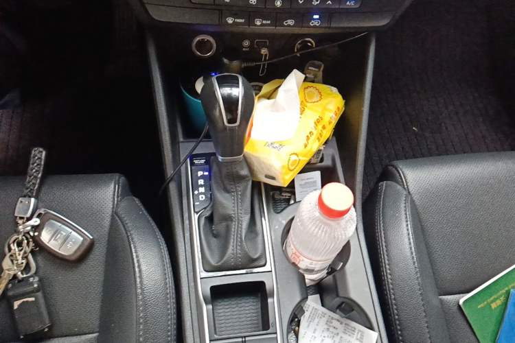 Used Hyundai Tucson 2015 1.6T Dual-Clutch Two-Wheel-Drive Smart Model Gear Lever