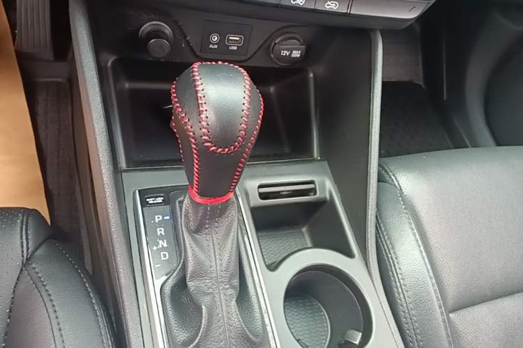 Used Hyundai Tucson 2015 1.6T Dual-Clutch Two-Wheel-Drive Smart Model Gear Lever