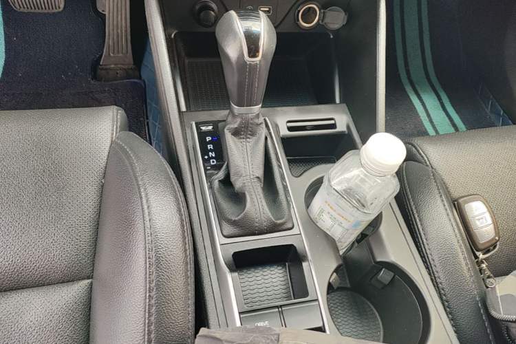 Used Hyundai Tucson 2015 1.6T Dual-Clutch Two-Wheel-Drive Smart Model Gear Lever