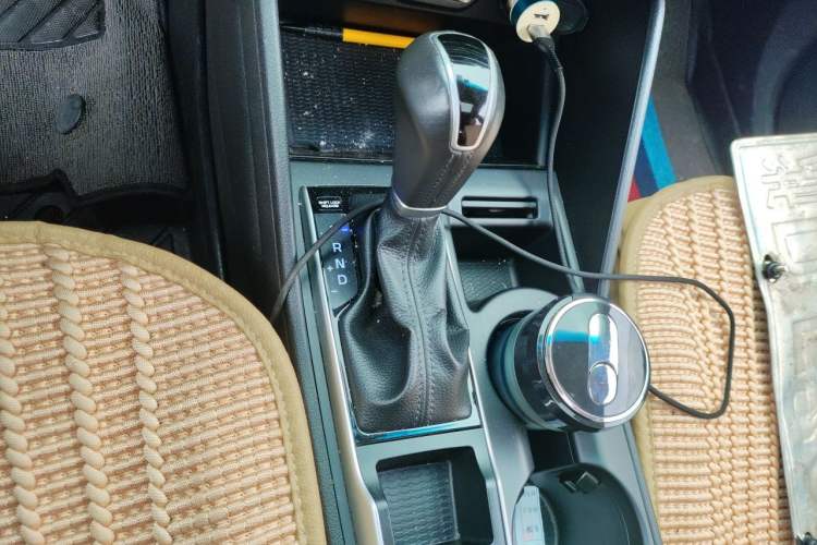 Used Hyundai Tucson 2015 1.6T Dual-Clutch Two-Wheel-Drive Smart Model Gear Lever