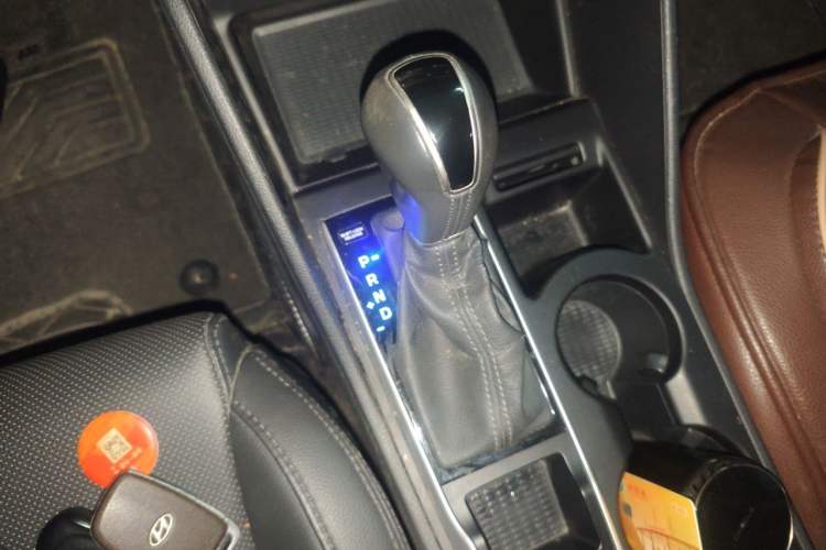 Used Hyundai Tucson 2015 1.6T Dual-Clutch Two-Wheel-Drive Smart Model Gear Lever