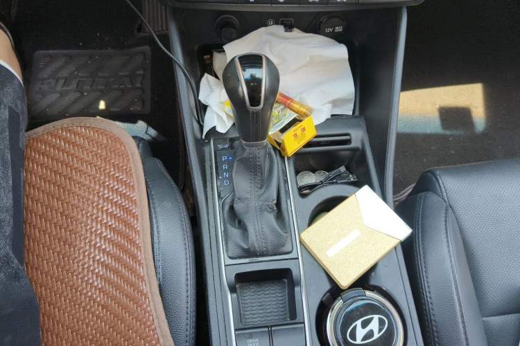 Used Hyundai Tucson 2015 1.6T Dual-Clutch Two-Wheel-Drive Smart Model Gear Lever