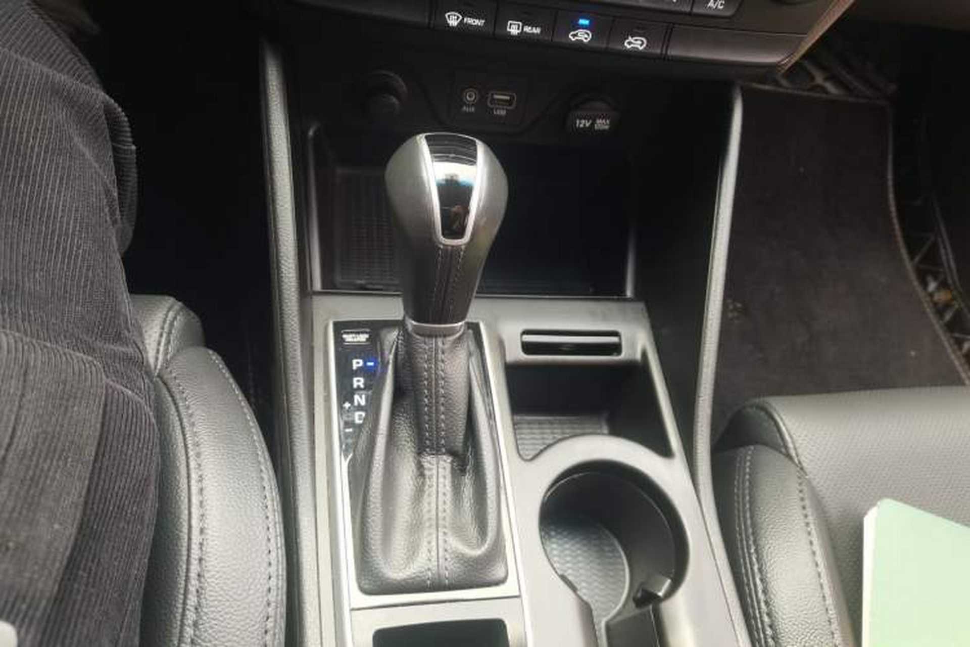 Used Hyundai Tucson 2015 1.6T Dual-Clutch Two-Wheel-Drive Smart Model Gear Lever