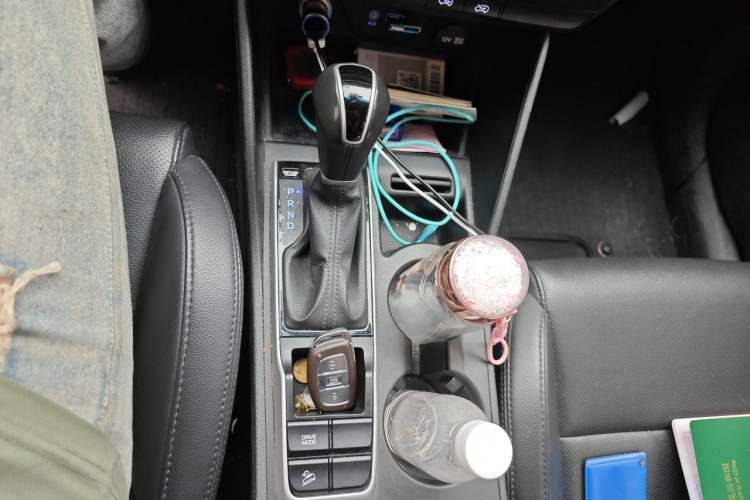Used Hyundai Tucson 2015 1.6T Dual-Clutch Two-Wheel-Drive Smart Model Gear Lever