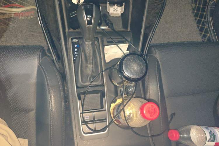 Used Hyundai Tucson 2015 1.6T Dual-Clutch Two-Wheel-Drive Smart Model Gear Lever