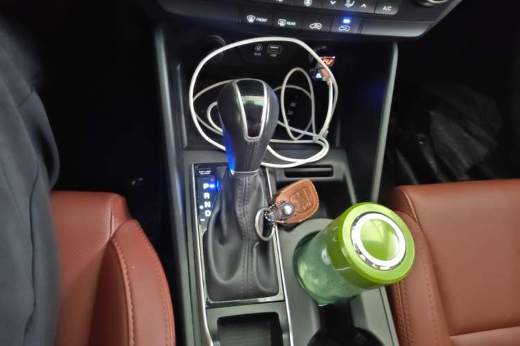 Used Hyundai Tucson 2015 1.6T Dual-Clutch Two-Wheel-Drive Smart Model Gear Lever