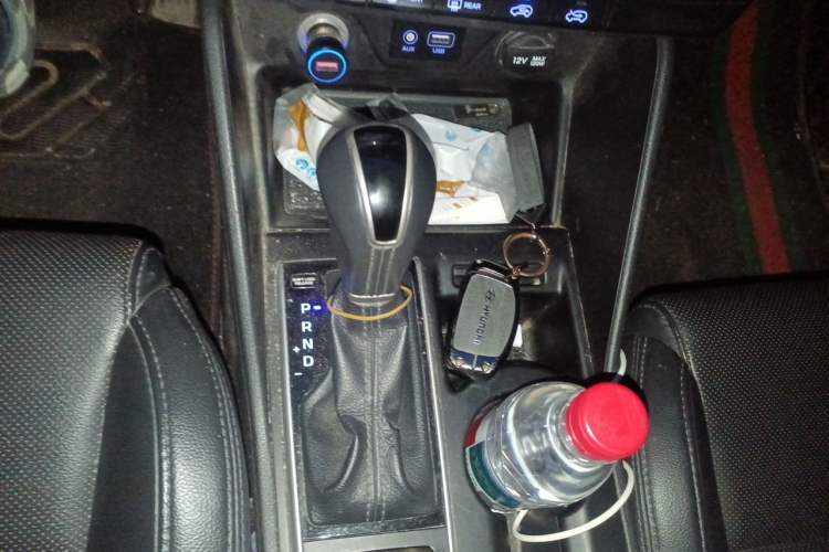 Used Hyundai Tucson 2015 1.6T Dual-Clutch Two-Wheel-Drive Smart Model Gear Lever