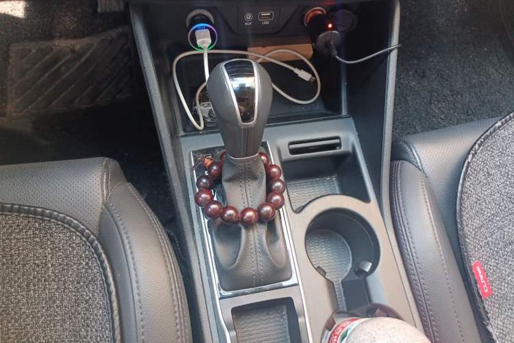 Used Hyundai Tucson 2015 1.6T Dual-Clutch Two-Wheel-Drive Smart Model Gear Lever