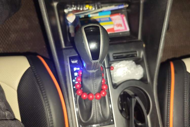 Used Hyundai Tucson 2015 1.6T Dual-Clutch Two-Wheel-Drive Smart Model Gear Lever