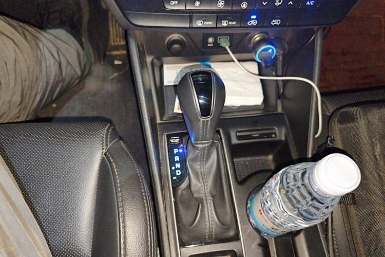 Used Hyundai Tucson 2015 1.6T Dual-Clutch Two-Wheel-Drive Smart Model Gear Lever