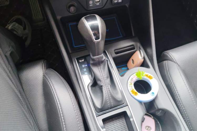 Used Hyundai Tucson 2015 1.6T Dual-Clutch Two-Wheel-Drive Smart Model Gear Lever
