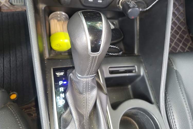 Used Hyundai Tucson 2015 1.6T Dual-Clutch Two-Wheel-Drive Smart Model Gear Lever