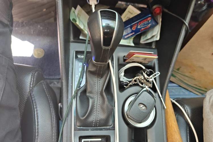 Used Hyundai Tucson 2015 1.6T Dual-Clutch Two-Wheel-Drive Smart Model Gear Lever