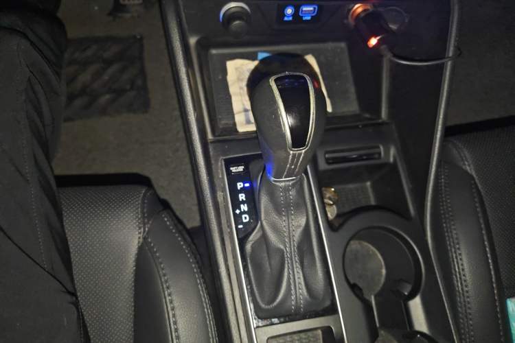 Used Hyundai Tucson 2015 1.6T Dual-Clutch Two-Wheel-Drive Smart Model Gear Lever