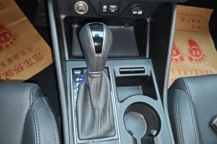 Used Hyundai Tucson 2015 1.6T Dual-Clutch Two-Wheel-Drive Smart Model Gear Lever