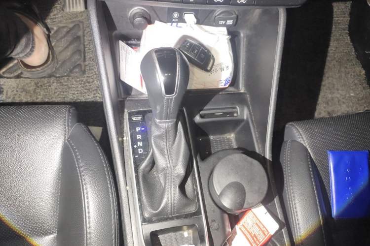 Used Hyundai Tucson 2015 1.6T Dual-Clutch Two-Wheel-Drive Smart Model Gear Lever