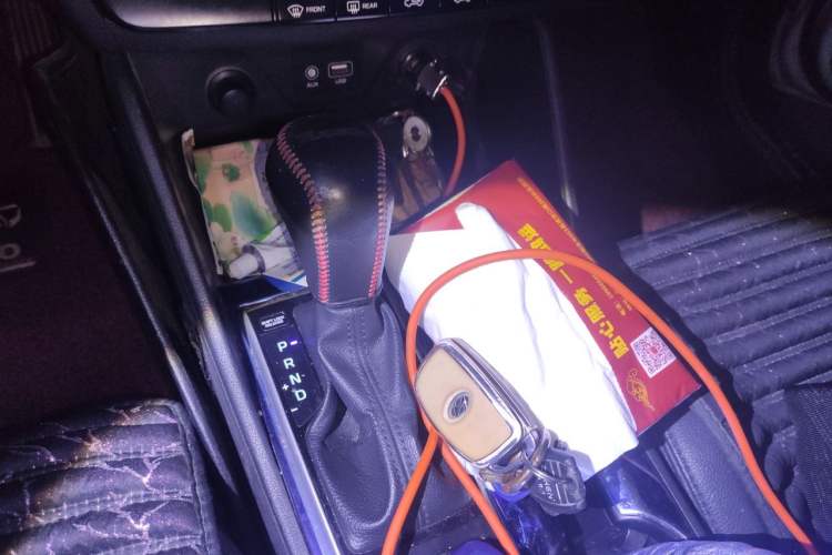 Used Hyundai Tucson 2015 1.6T Dual-Clutch Two-Wheel-Drive Smart Model Gear Lever