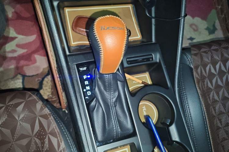 Used Hyundai Tucson 2015 1.6T Dual-Clutch Two-Wheel-Drive Smart Model Gear Lever