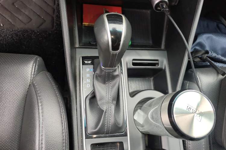 Used Hyundai Tucson 2015 1.6T Dual-Clutch Two-Wheel-Drive Smart Model Gear Lever