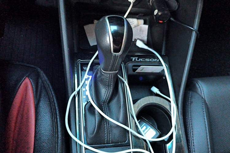 Used Hyundai Tucson 2015 1.6T Dual-Clutch Two-Wheel-Drive Smart Model Gear Lever