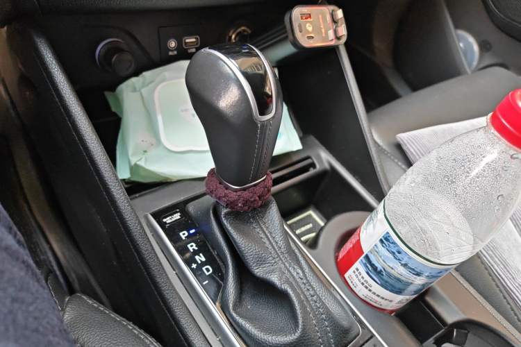 Used Hyundai Tucson 2015 1.6T Dual-Clutch Two-Wheel-Drive Smart Model Gear Lever