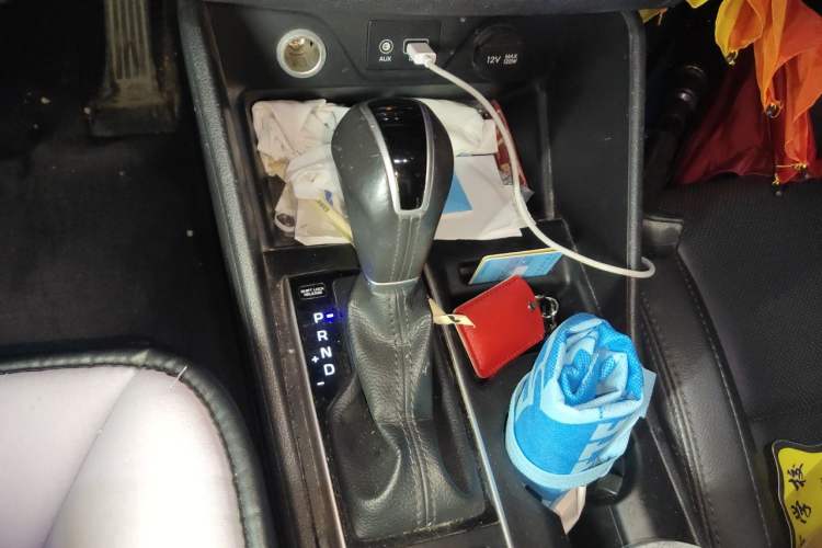 Used Hyundai Tucson 2015 1.6T Dual-Clutch Two-Wheel-Drive Smart Model Gear Lever