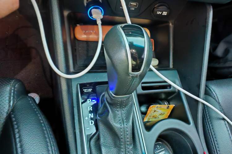 Used Hyundai Tucson 2015 1.6T Dual-Clutch Two-Wheel-Drive Smart Model Gear Lever