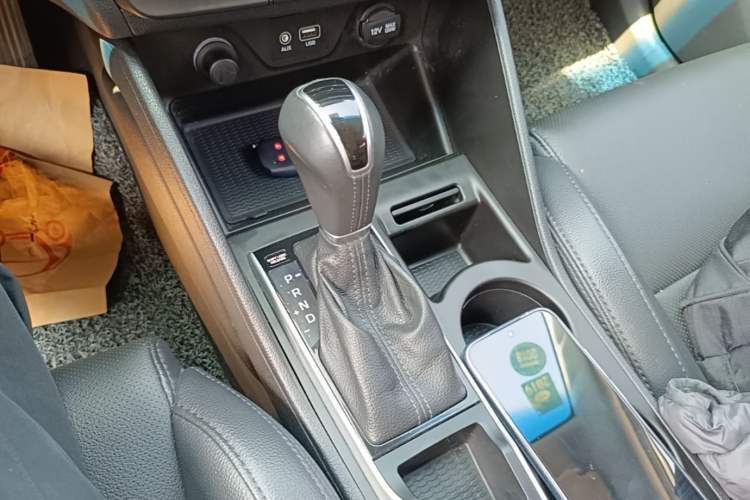 Used Hyundai Tucson 2015 1.6T Dual-Clutch Two-Wheel-Drive Smart Model Gear Lever
