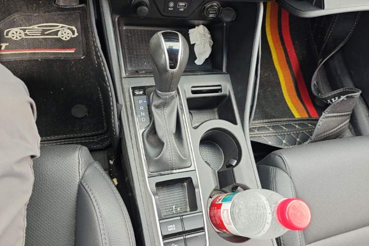 Used Hyundai Tucson 2015 1.6T Dual-Clutch Two-Wheel-Drive Smart Model Gear Lever