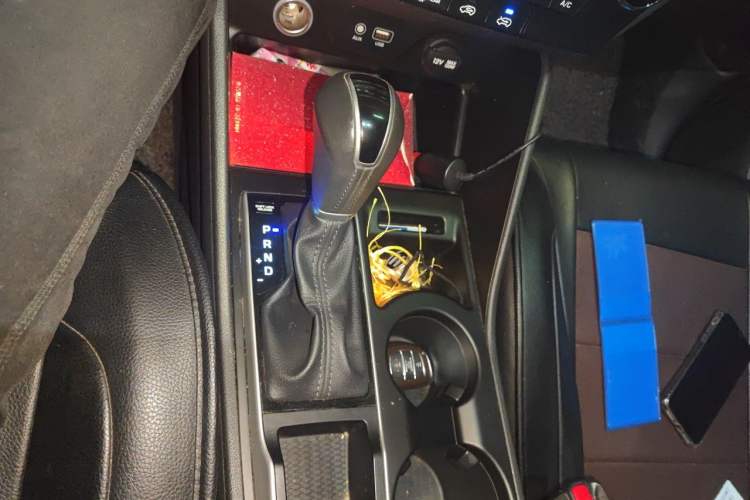Used Hyundai Tucson 2015 1.6T Dual-Clutch Two-Wheel-Drive Smart Model Gear Lever