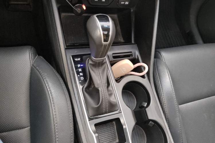 Used Hyundai Tucson 2015 1.6T Dual-Clutch Two-Wheel-Drive Smart Model Gear Lever