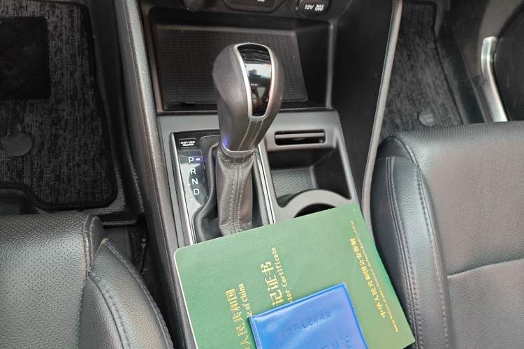 Used Hyundai Tucson 2015 1.6T Dual-Clutch Two-Wheel-Drive Leading Model Gear Lever
