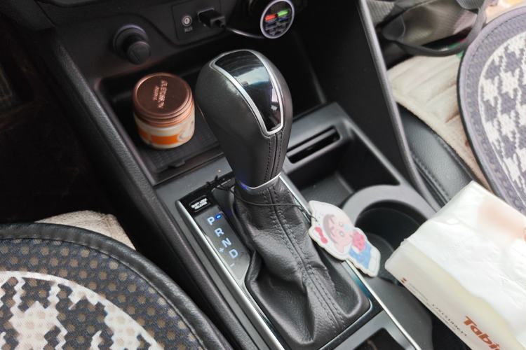 Used Hyundai Tucson 2015 1.6T Dual-Clutch Two-Wheel-Drive Smart Model Gear Lever