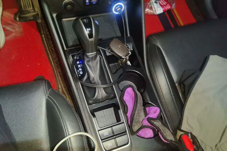 Used Hyundai Tucson 2015 1.6T Dual-Clutch Two-Wheel-Drive Smart Model Gear Lever