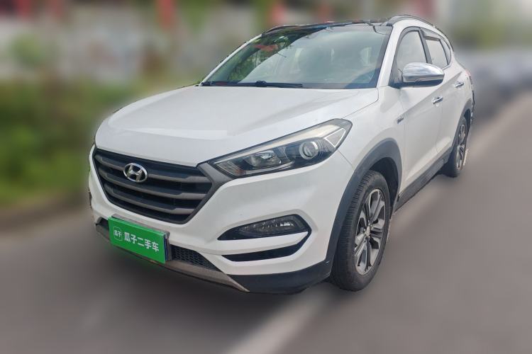 Used Hyundai Tucson 2015 1.6T Dual-Clutch Two-Wheel-Drive Leading Model Guazi used car, China used car export, Used car for sale, Used cars, Cheapest cars for sale