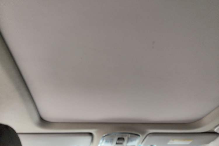 Used Hyundai Tucson 2015 2.0L Automatic Two-Wheel Drive Smart Version Headliner
