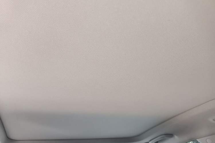 Used Hyundai Tucson 2015 1.6T Dual-Clutch Two-Wheel-Drive Smart Model Headliner