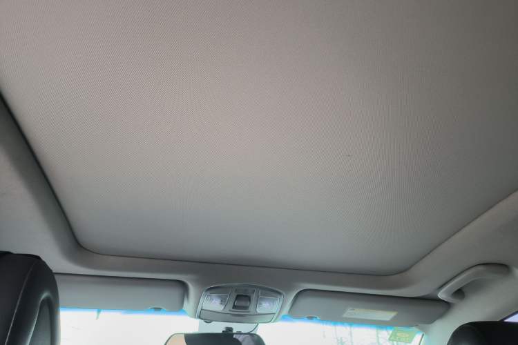 Used Hyundai Tucson 2015 1.6T Dual-Clutch Two-Wheel-Drive Leading Model Headliner