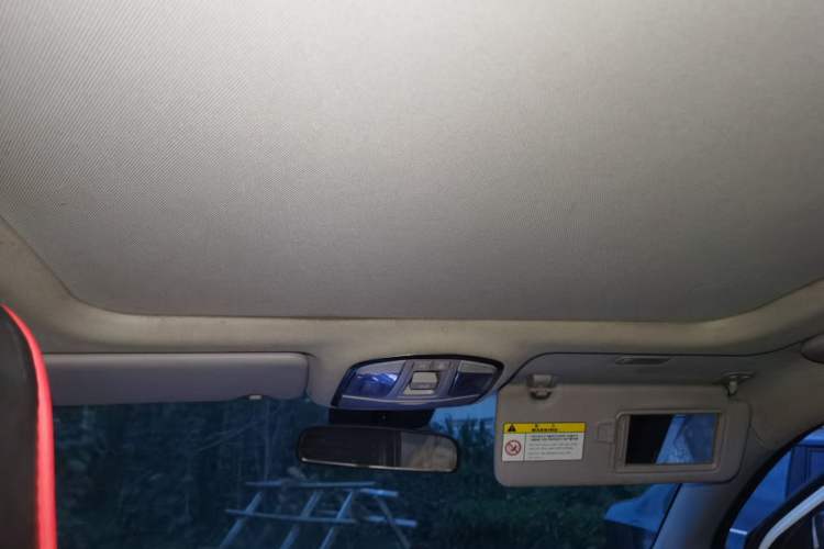 Used Hyundai Tucson 2015 2.0L Automatic Two-Wheel Drive Smart Version Headliner