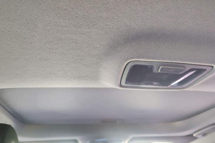Used Hyundai Tucson 2015 1.6T Dual-Clutch Two-Wheel-Drive Smart Model Headliner
