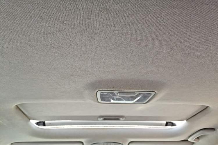 Used Hyundai Tucson 2015 1.6T Dual-Clutch Two-Wheel-Drive Smart Model Headliner