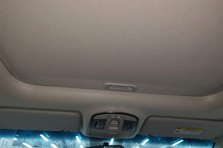 Used Hyundai Tucson 2015 1.6T Dual-Clutch Two-Wheel-Drive Smart Model Headliner